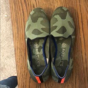 EUC Olive Camo Rothy Loafers